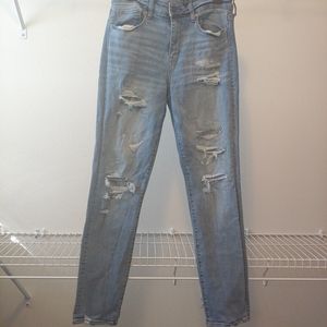 Distressed Hi-Rise Skinny Jeans